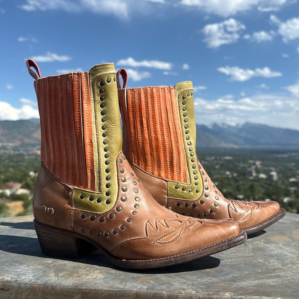 Bed Stu “Raise Boots” in Soufflé Rustic. New with tags.